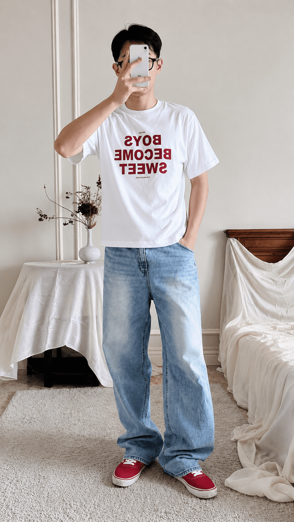 白色Boy Become Sweet男孩短袖字母T恤