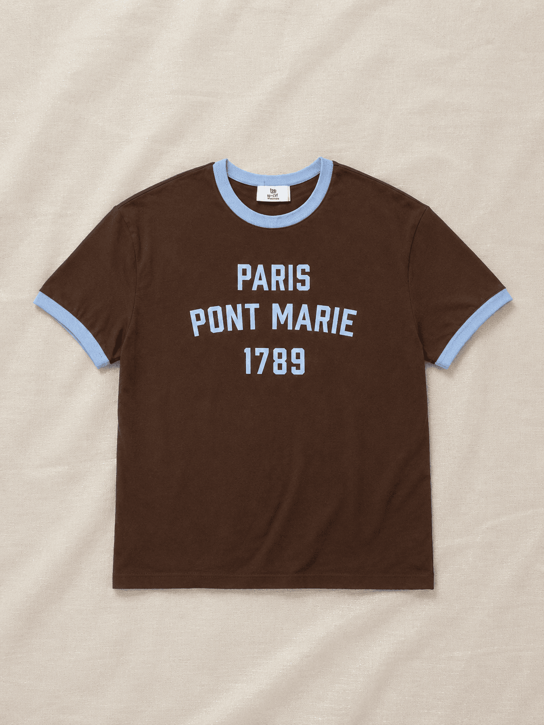 正韓咖啡色Paris撞色短袖滾邊T恤 styled
